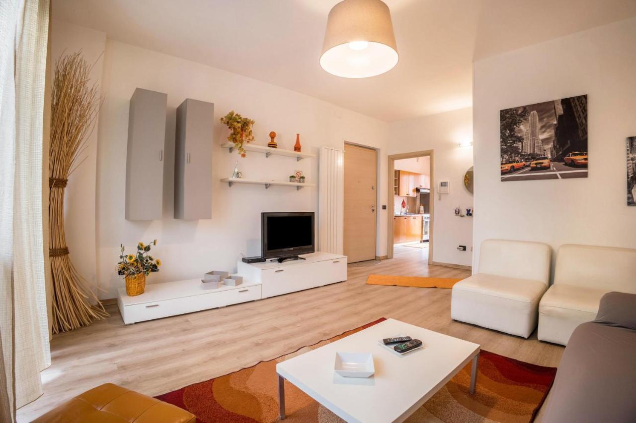 House 1 *