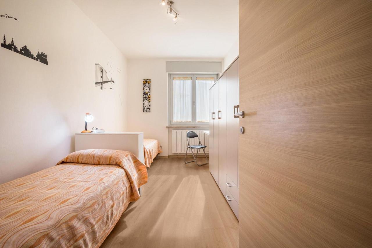 House 1 *