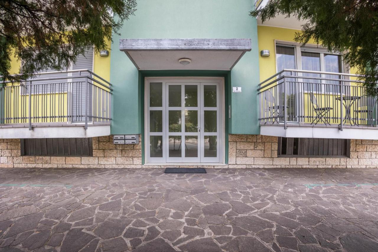 House 1 *
